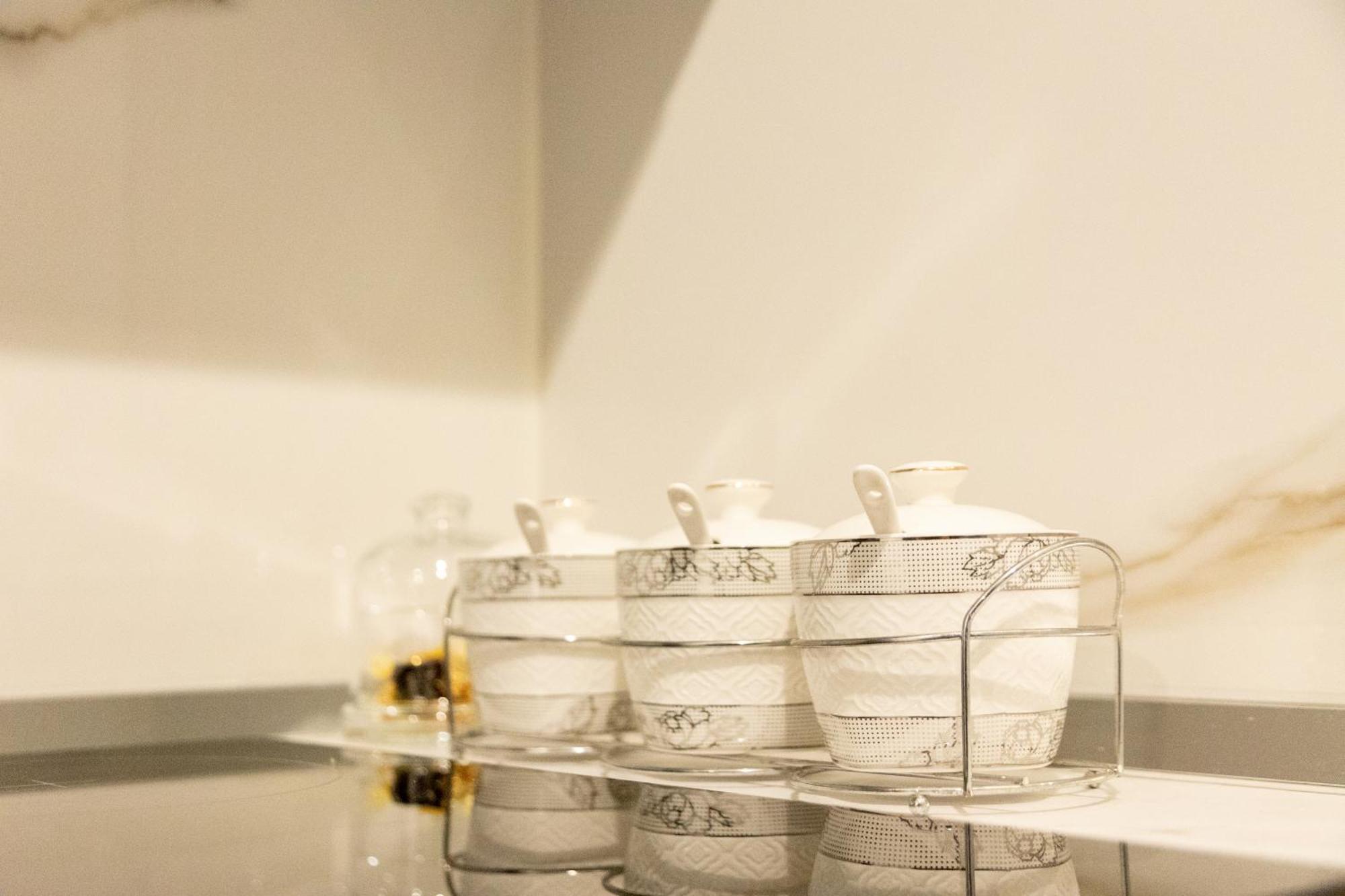 Cozy Loft-Blloku Downtown Hotel Tiranë Ngoại thất bức ảnh
